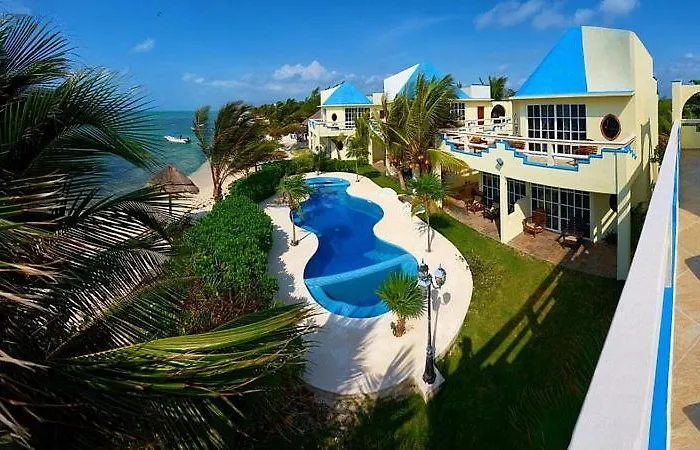 Casa Cenote Hotel