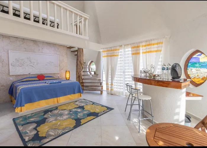 Casa Cenote Hotel 4*