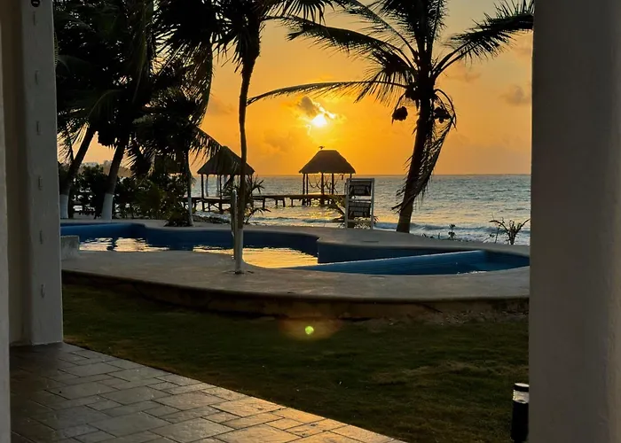 Hotel Casa Cenote 4*
